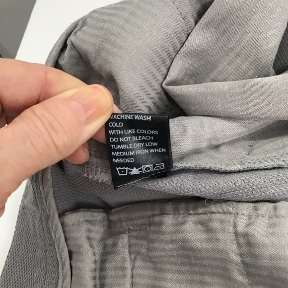 Hickey Freeman Men’s Classic Modern Fit Shorts Gray Elastic Casual NWT Size 38 - Picture 2 of 10